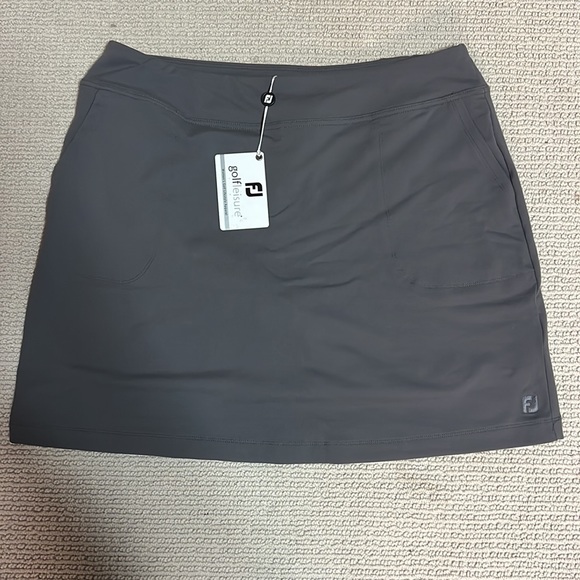NWT Footjoy Women's Performance Knit Skort Charcoal XL - Picture 3 of 4